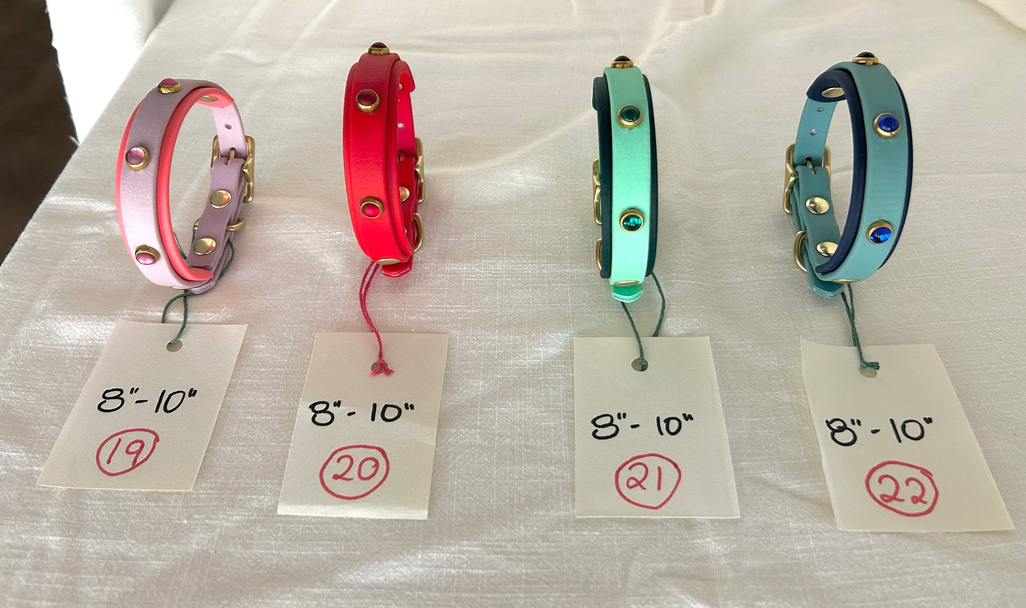 TINY COLLARS STUDDED (