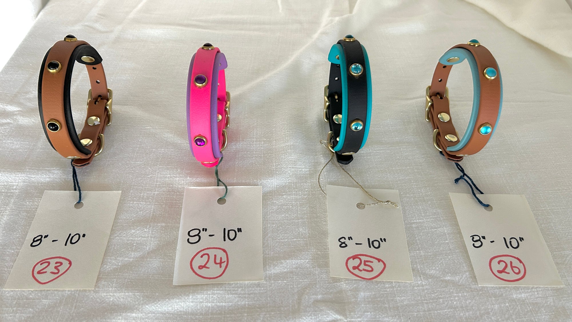 TINY COLLARS STUDDED (