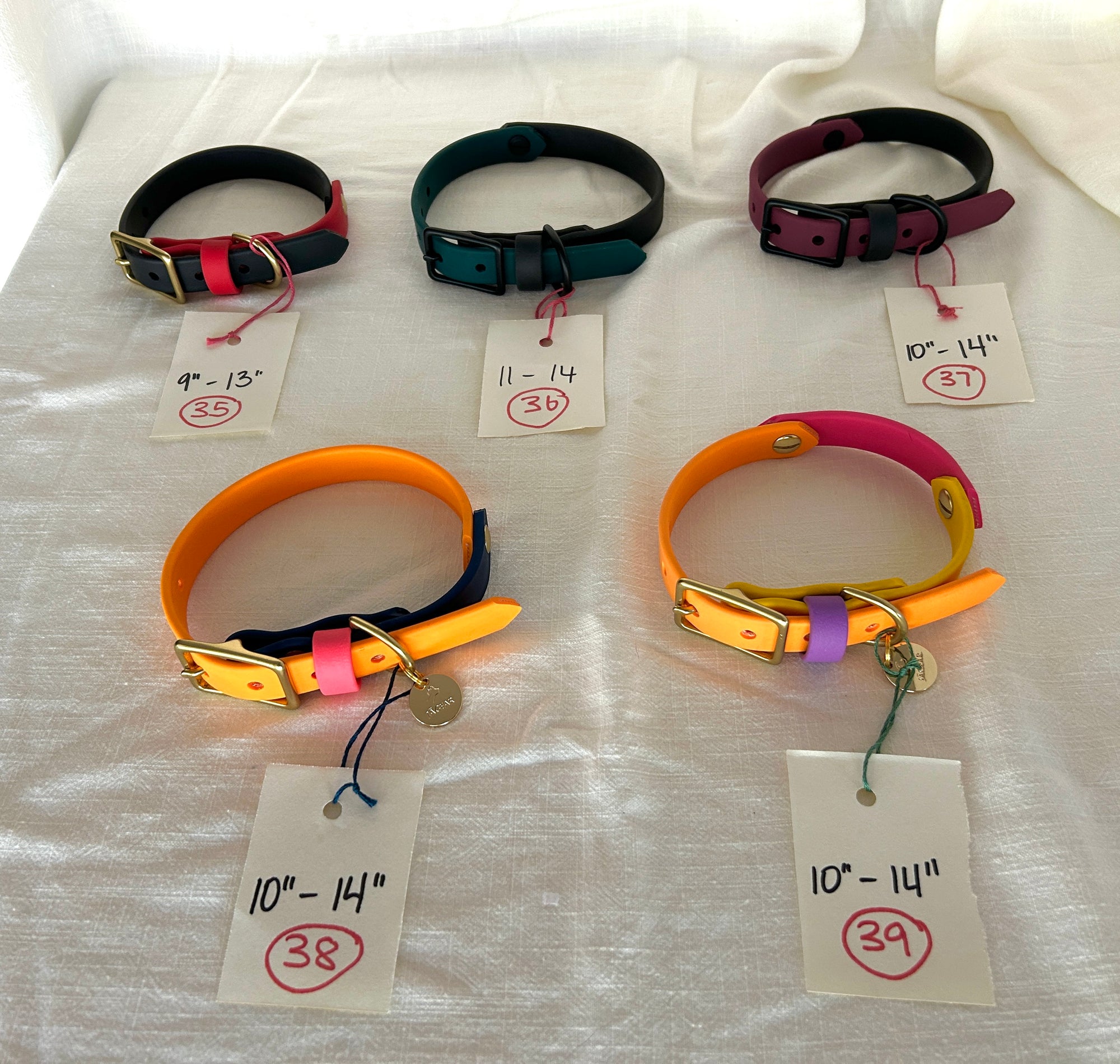MEDIUM COLLARS TWO-TONE (