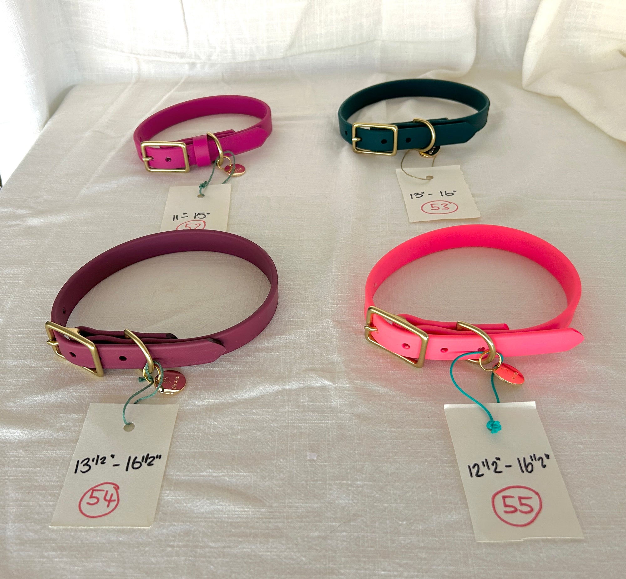 MEDIUM COLLARS UNICOLOR (